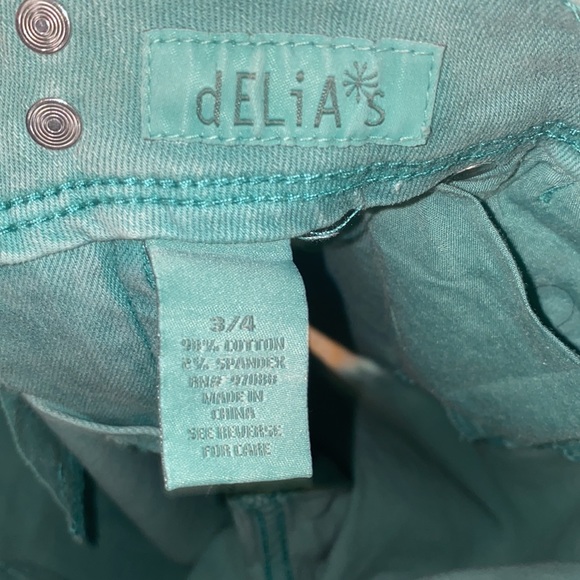 3/$20 - deLiA*s Teal Denim Shorts - Picture 6 of 6